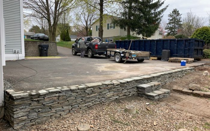 Retaining wall contractors