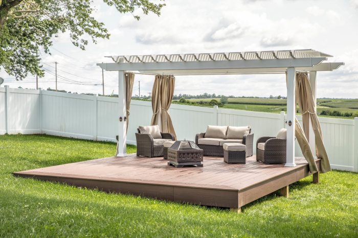 Backyard platform deck