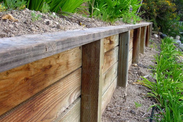 Retaining wall company