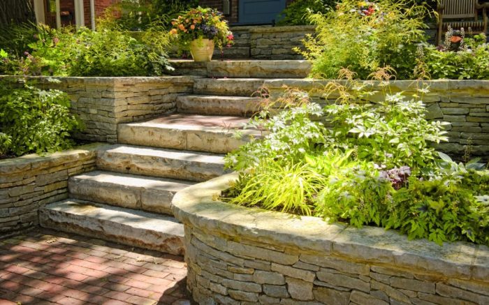 Retaining wall contractors